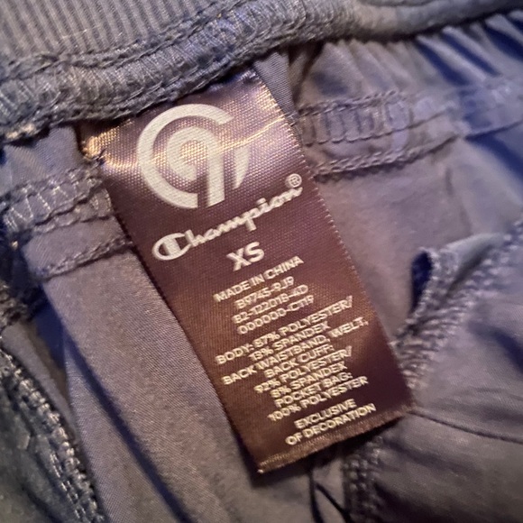 Champion Capri Pants - Picture 2 of 4